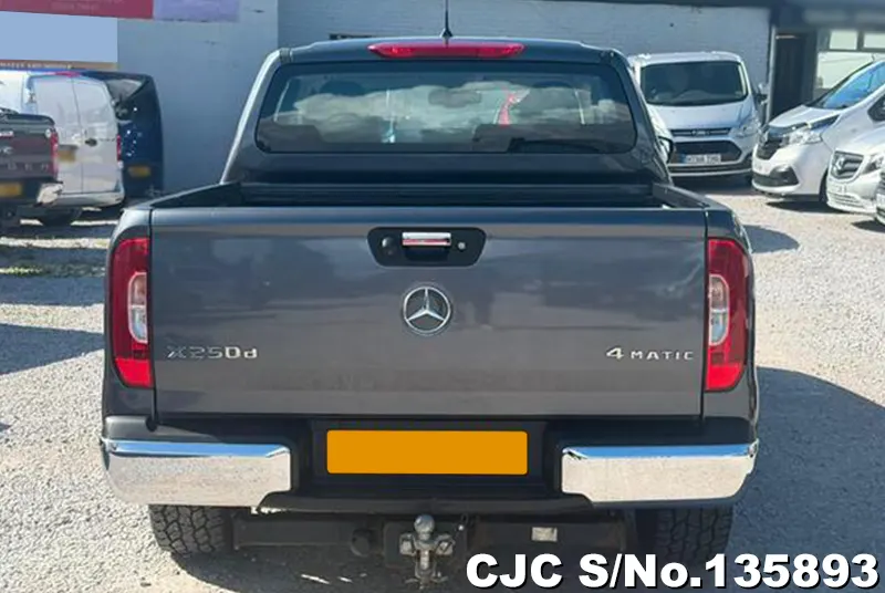Mercedes Benz X-Class in Gray for Sale Image 5