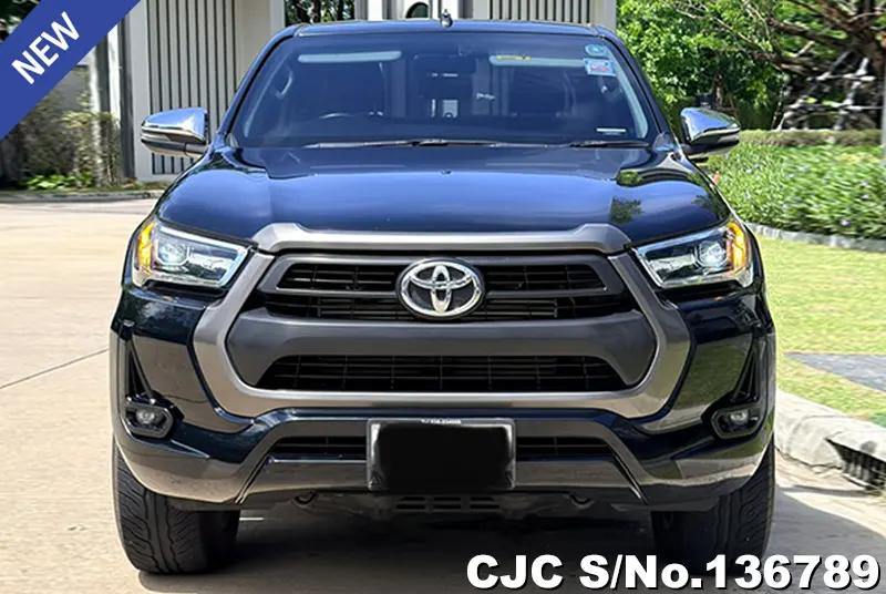 Toyota Hilux in Black for Sale Image 4