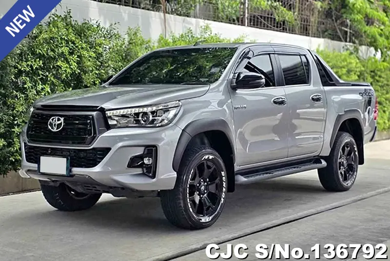 Toyota Hilux in Silver for Sale Image 0