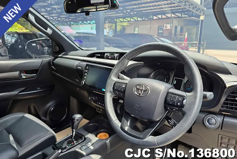Toyota Hilux in Black for Sale Image 7