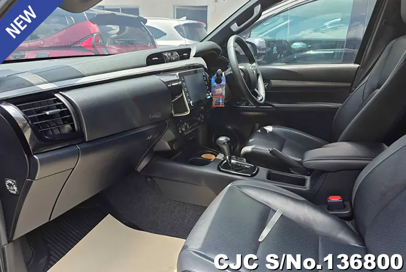 Toyota Hilux in Black for Sale Image 8