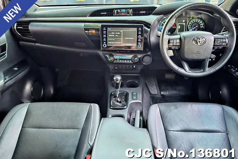 Toyota Hilux in Oxide Bronze Metallic for Sale Image 5