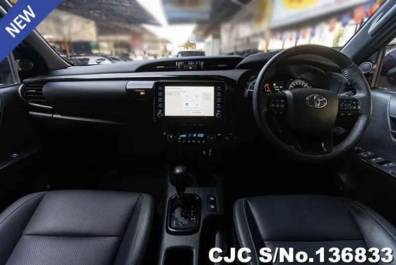 Toyota Hilux in Oxide Bronze Metallic for Sale Image 6