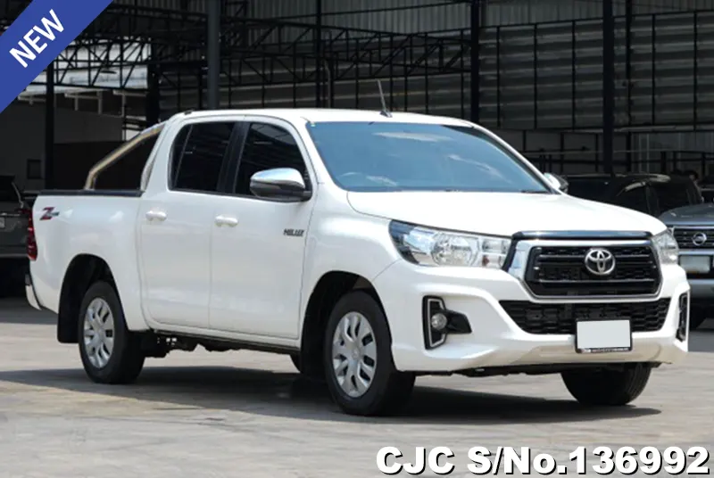 Toyota Hilux in White for Sale Image 0