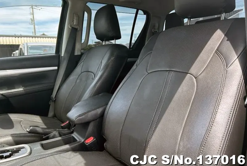 Toyota Hilux in Black for Sale Image 11