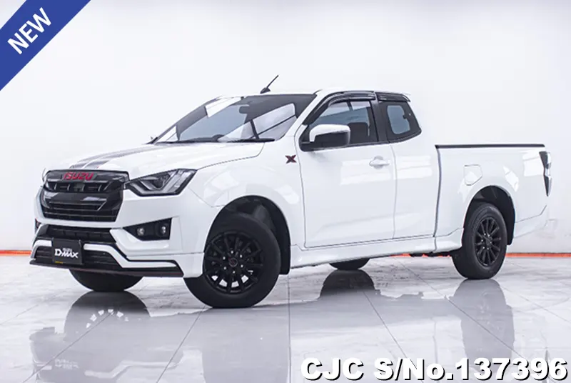 Isuzu D-Max in White for Sale Image 2