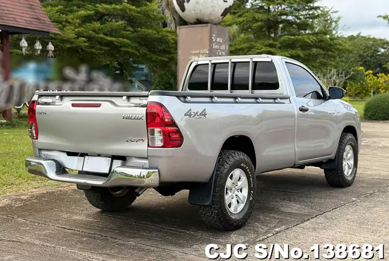 Toyota Hilux in Silver for Sale Image 1