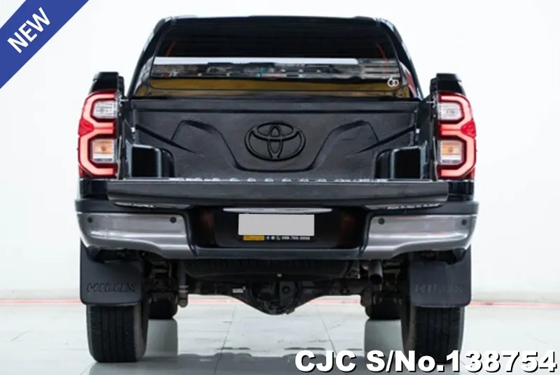 Toyota Hilux in Black for Sale Image 4