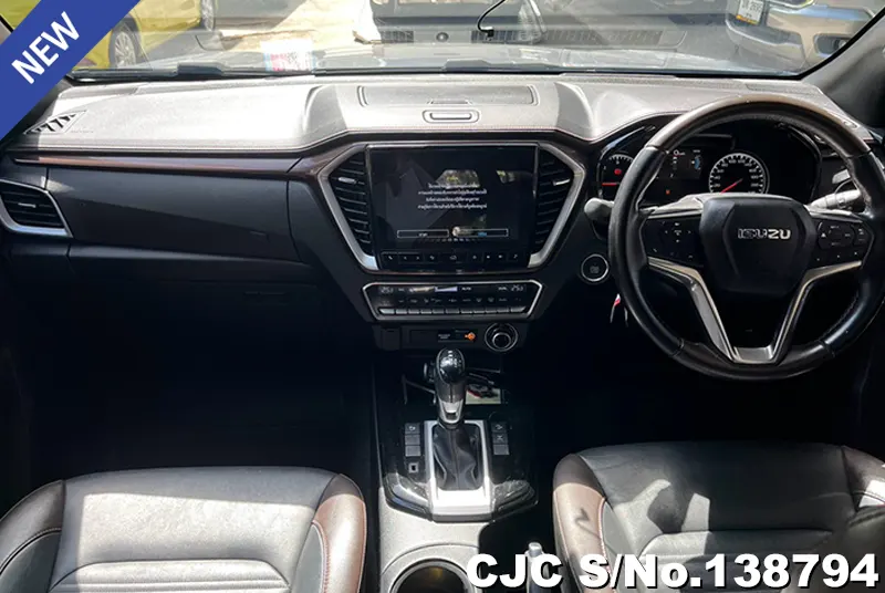 Isuzu D-Max in Gray for Sale Image 6