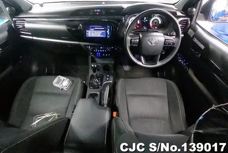 Toyota Hilux in Blue for Sale Image 4