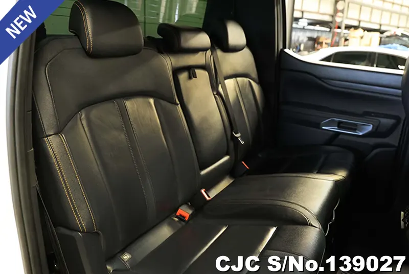 Ford Ranger in White for Sale Image 10