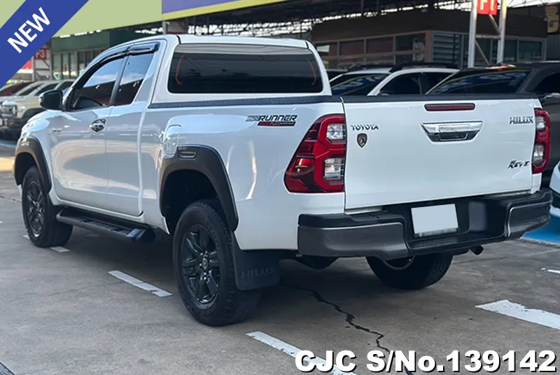 Toyota Hilux in White for Sale Image 1