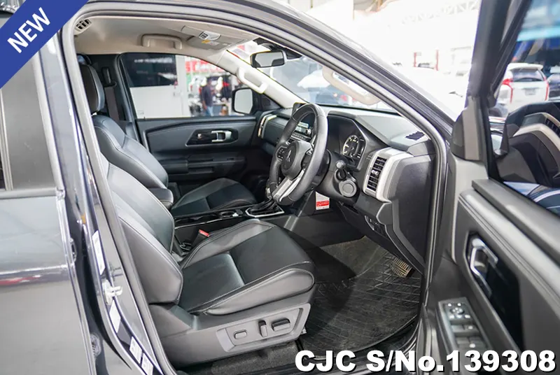 Mitsubishi Triton in Gray for Sale Image 9