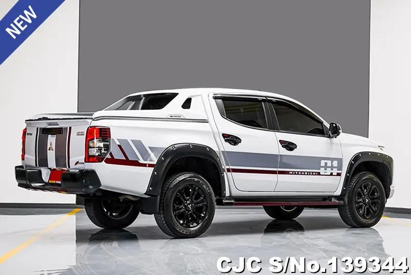 Mitsubishi Triton in White for Sale Image 2